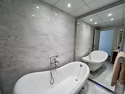 UPGRADED 2 BEDROOMS WITH MARINA VIEW