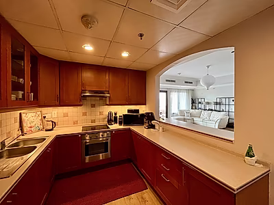 UPGRADED 2 BEDROOMS WITH MARINA VIEW