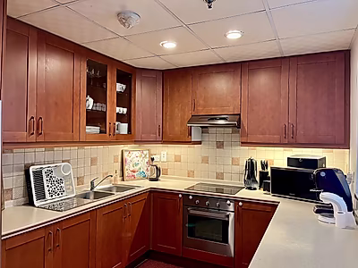 UPGRADED 2 BEDROOMS WITH MARINA VIEW