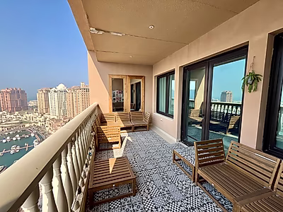 UPGRADED 2 BEDROOMS WITH MARINA VIEW