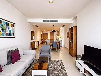 BILLS INCL | 1 + OFFICE WITH BEACH ACCESS | PEARL