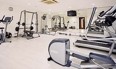 1 BEDROOM HOTEL STYLE LIVING NEAR THE CORNICHE