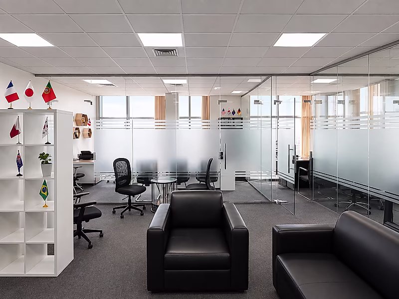 Move-In Ready Office | 84 SQM | Prime Al Corniche - Photo 3