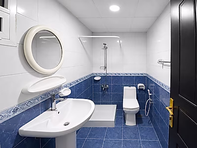 SPACIOUS UNFURNISHED APARTMENT BIN MAHMOUD