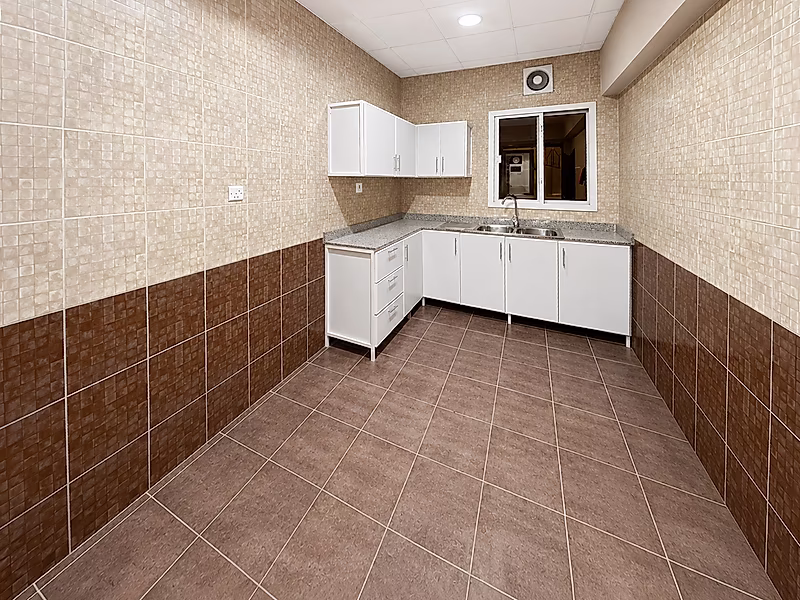 PRIME LOCATION APARTMENT IN BIN MAHMOUD FOR RENT - Photo 3