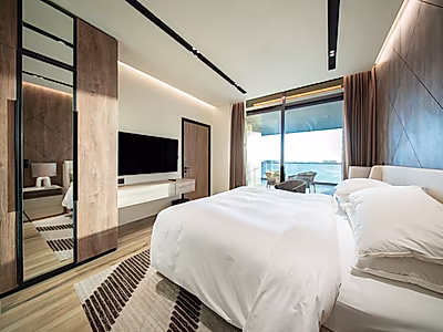 BEST DEAL 2 BEDROOM 5 STAR HOTEL LUSAIL