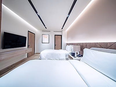 BEST DEAL 2 BEDROOM 5 STAR HOTEL LUSAIL
