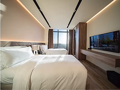 BEST DEAL 2 BEDROOM 5 STAR HOTEL LUSAIL