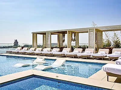 BEST DEAL 2 BEDROOM 5 STAR HOTEL LUSAIL