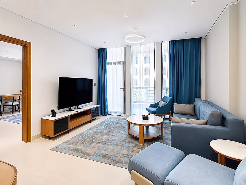 LIVE IN STYLE AT LA PLAGE 1 BEDROOM THE PEARL - Photo 1