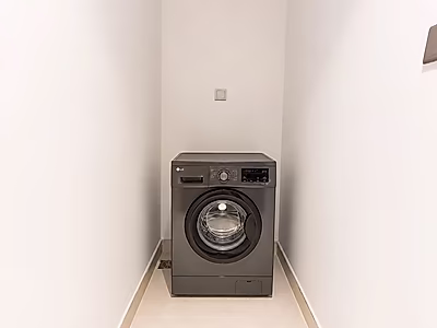 LIVE IN STYLE AT LA PLAGE 1 BEDROOM THE PEARL