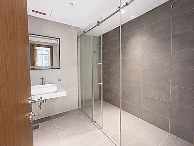 LIVE IN STYLE AT LA PLAGE 1 BEDROOM THE PEARL