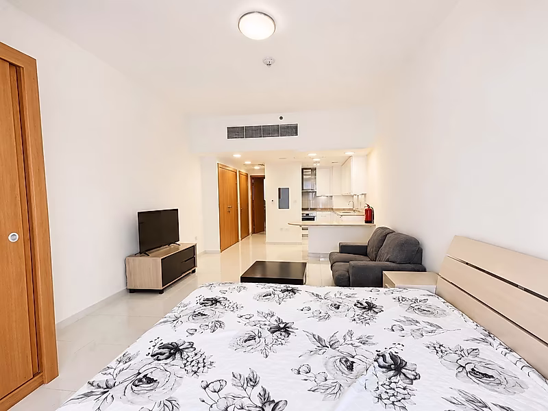 READY FURNISHED STUDIO IN VIVA BAHRIYA WITH BEACH ACCESS - Photo 3