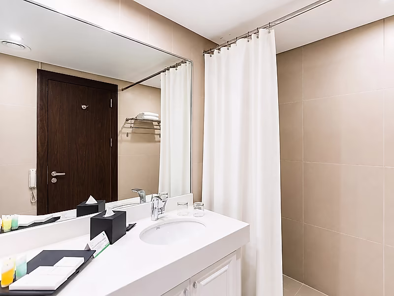 ALL BILLS INCLUDED! FULLY FURNISHED HOTEL STUDIO - Photo 3