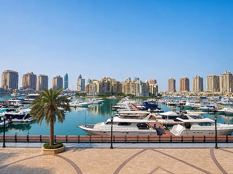 EXCLUSIVE 4BR + MAID DUPLEX WITH FULL MARINA VIEW - Photo 2
