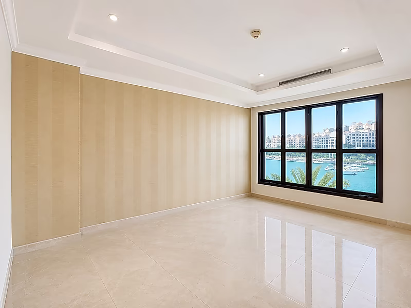 EXCLUSIVE 4BR + MAID DUPLEX WITH FULL MARINA VIEW - Photo 8