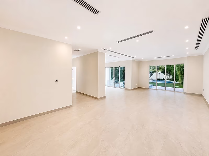 MODERN SPACIOUS 4+M VILLA | PRIVATE POOL&GARDEN | LAGOON - Photo 3