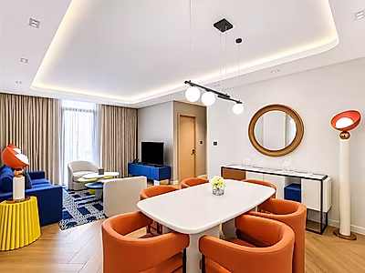 LIMITED OFFER! LUXURY 1 BEDROOM IN FOX HILLS