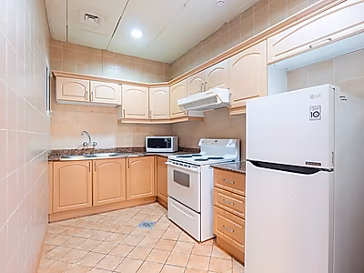 1 BEDROOM IN WEST BAY | BILLS INCLUDED