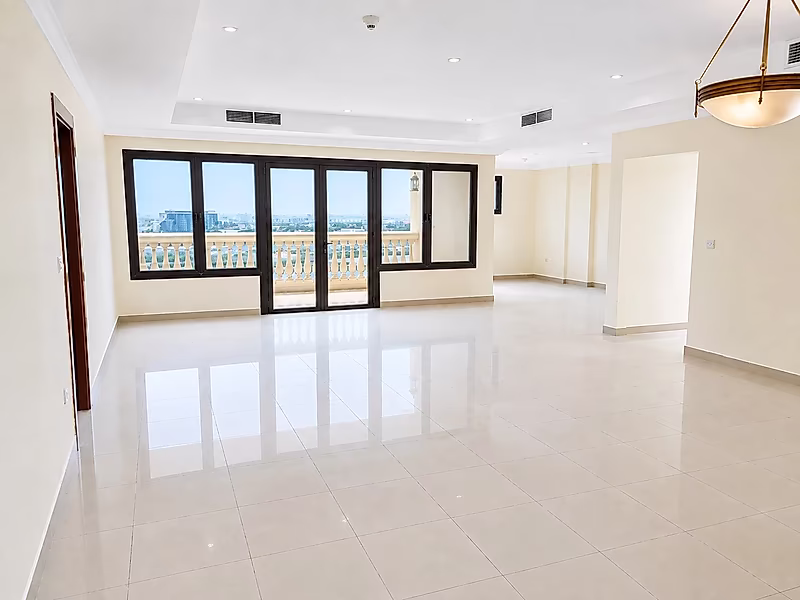 SPACIOUS 3+MAID SEMI FURNISHED IN PORTO ARABIA - Photo 1