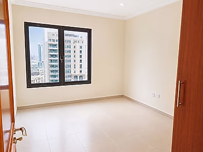 SPACIOUS 3+MAID SEMI FURNISHED IN PORTO ARABIA