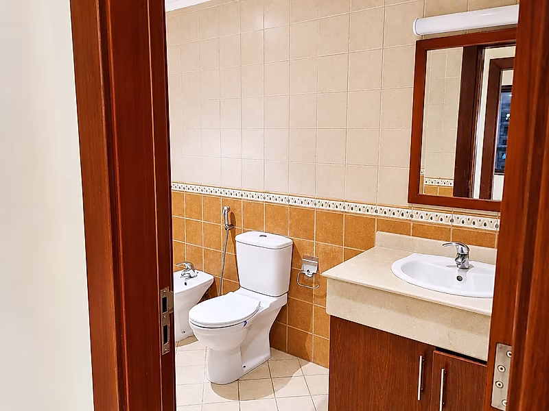 SPACIOUS 3+MAID SEMI FURNISHED IN PORTO ARABIA - Photo 8