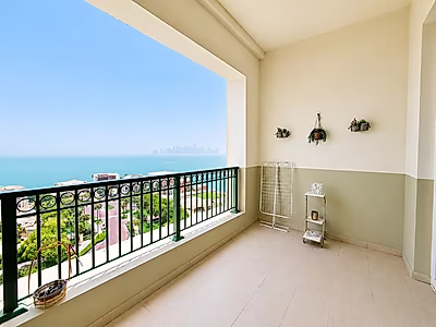 BEAUTIFUL SEA VIEW 2 BEDROOMS IN VIVA BAHRIYA
