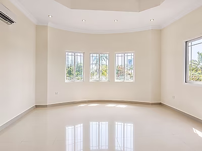 STANDALONE 6 + MAID VILLA IN WEST BAY LAGOON