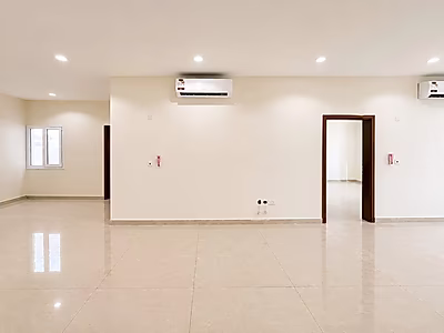 🏢 مبنى استثماري للبيع في أسباير – الدوحة