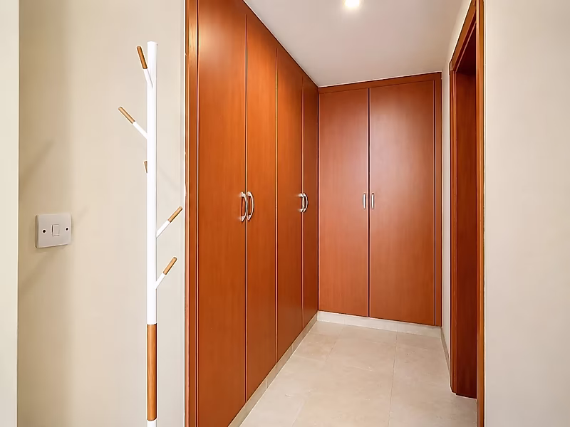 GENEROUS 2 BEDROOMS WITH BALCONY PORTO ARABIA - Photo 5