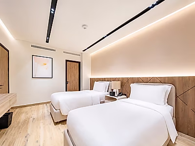 BEST DEAL 2 BEDROOM 5 STAR HOTEL LUSAIL