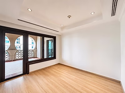 2 BEDROOMS WITH GREAT LAYOUT IN PORTO ARABIA