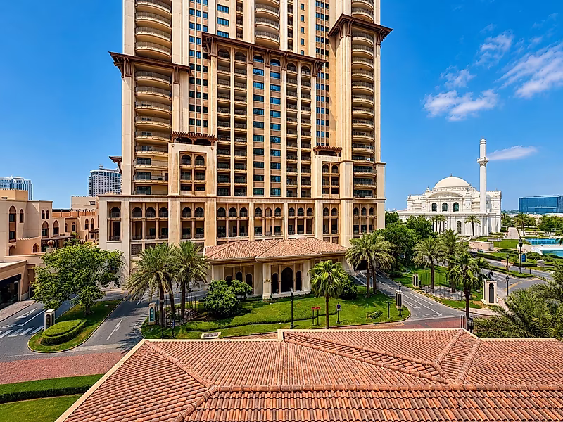 2 BEDROOMS WITH GREAT LAYOUT IN PORTO ARABIA - Photo 15