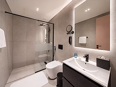 EXCLUSIVE 2 BEDROOMS ALL INCLUSIVE IN FOX HILLS
