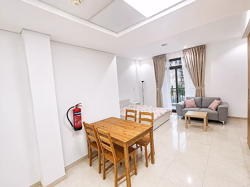 MODERN STUDIO APARTMENT WITH BILLS INCLUDED - Photo 3