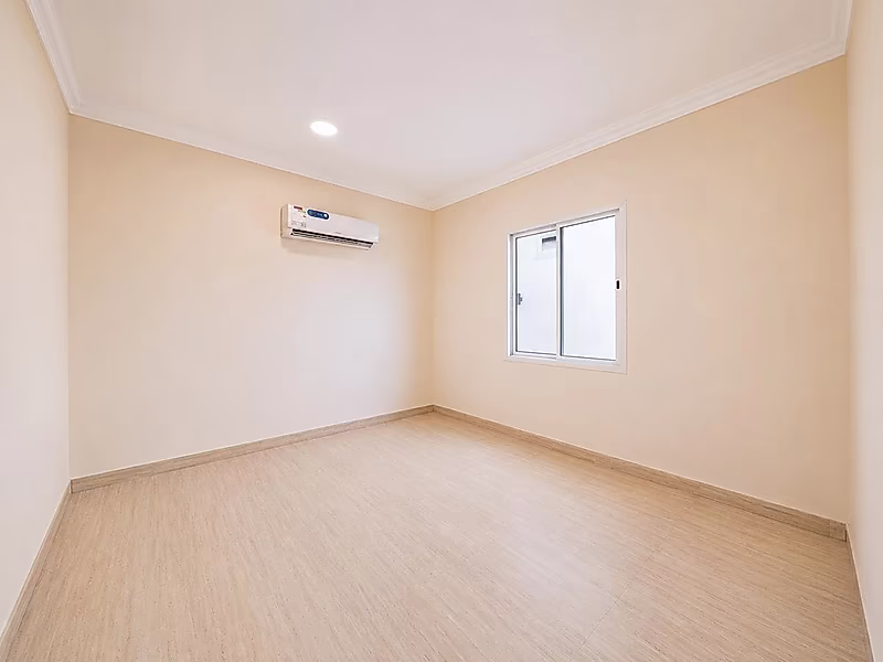 فيلا فاخرة مع تصميم أنيق معاصر - Photo 4