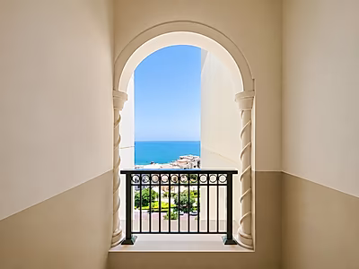 BEAUTIFUL SEA VIEW 2 BEDROOMS IN VIVA BAHRIYA