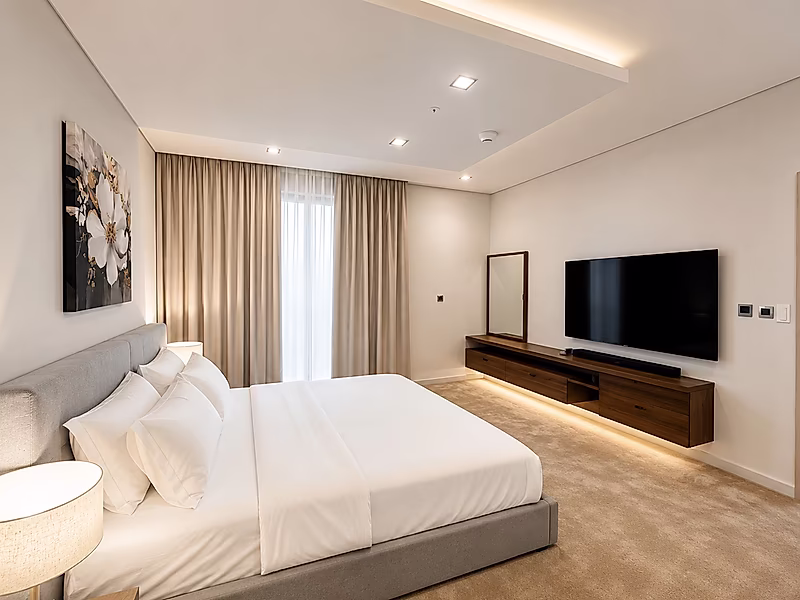 Elegant 1-Bedroom Apartment for Sale in the Marina District - Photo 6