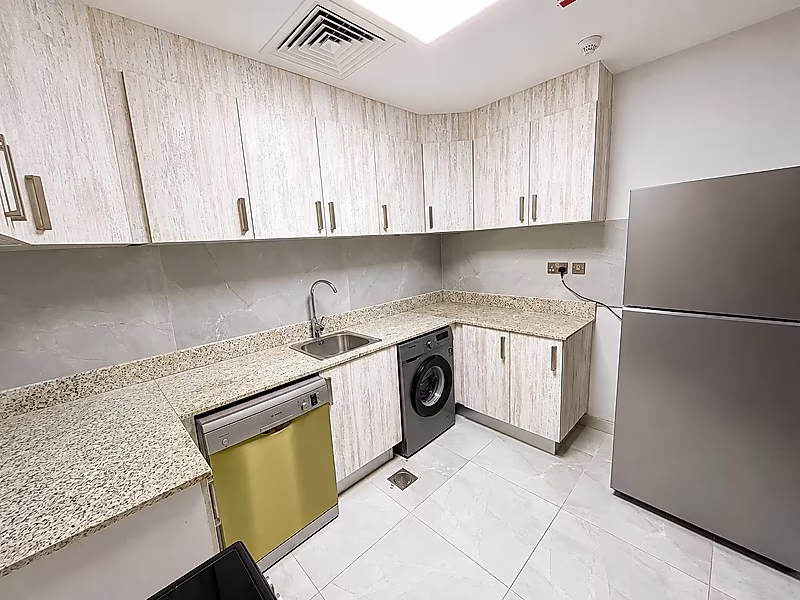 SPACIOUS 2 BEDROOMS IN GIARDINO VILLAGE - Photo 4