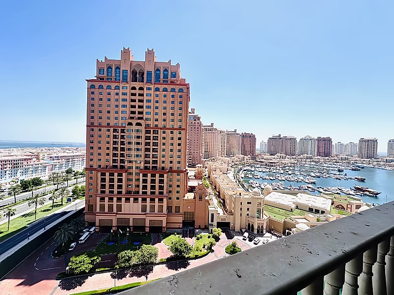 GENEROUS 2BR | BALCONY | PORTO ARABIA - Photo 5
