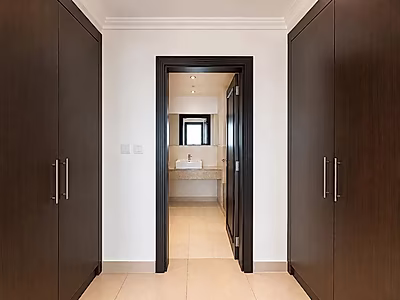 FURNISHED 1BR | SIDE MARINA VIEW PORTO ARABIA