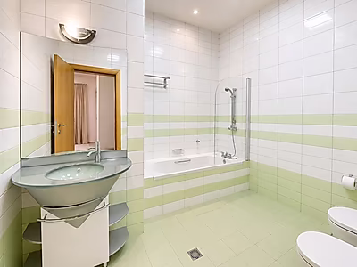 BEACHFRONT VILLA | PRIVATE BEACH | AL KHOR