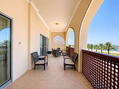 BEACHFRONT VILLA | PRIVATE BEACH | AL KHOR
