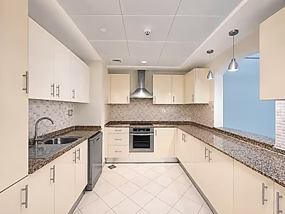 COZY 1BR SEMI-FURNISHED | PORTO ARABIA