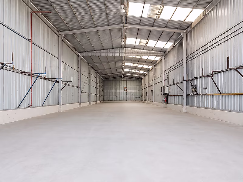 Warehouse for Rent in Old Industrial Area - Photo 12