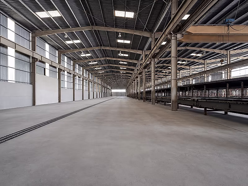 Warehouse for Rent in Old Industrial Area - Photo 8