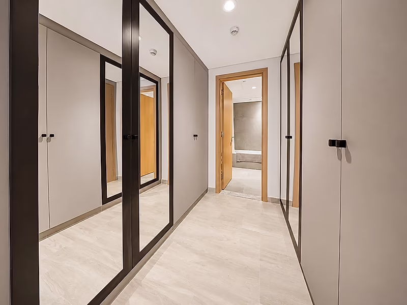 LUXURY 2 BEDROOM + MAIDS ROOM | READY TO MOVE IN | TITLE DEED | PRIME LOCATION - Photo 6