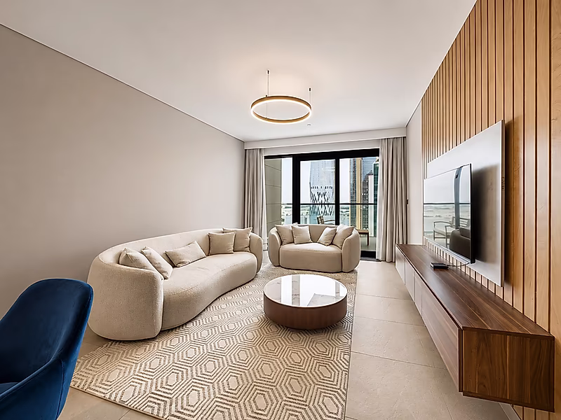 LUXURY 2 BEDROOM + MAIDS ROOM | READY TO MOVE IN | TITLE DEED | PRIME LOCATION - Photo 1