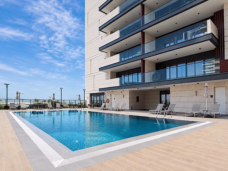 LUXURY 2 BEDROOM + MAIDS ROOM | READY TO MOVE IN | TITLE DEED | PRIME LOCATION - Photo 18