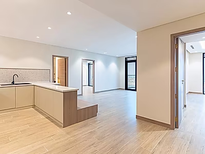 BRIGHT SEA VIEW 2BR | WATERFRONT LIFESTYLE